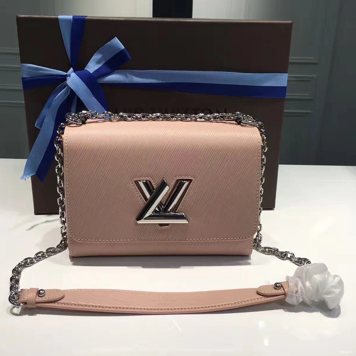 Twist Louis Vuitton 0504